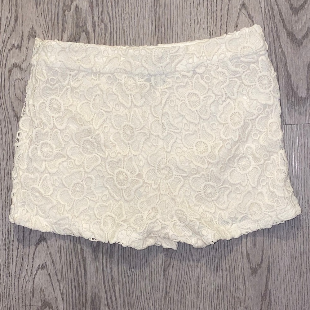 Lace shorts